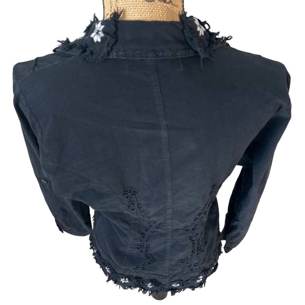 Caamano Women’s Size M Black Distressed Embroidered Peruvian Cotton Boho Top - Picture 6 of 15